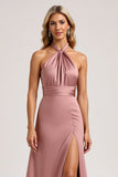 Robe de demoiselle d’honneur en satin rose licol