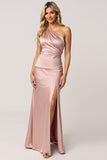 Une épaule Dusty Rose Sheath Satin Demoiselle d’honneur