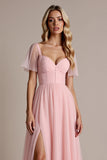 Robe de demoiselle d’honneur rose bonbon à manches courtes