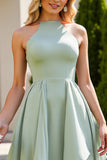 Mousseline de soie vert sauge Une ligne longue robe de demoiselle d’honneur avec volants