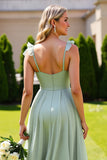 Mousseline de soie Vert Sauge Bretelles Spaghetti Une Ligne Longue Robe De Demoiselle D’honneur