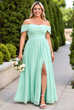 Épaule dénudée Une ligne Robe de demoiselle d’honneur vert menthe avec fente