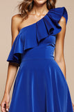 Une épaule Satin bleu royal Une ligne Robe de retour à la maison