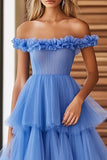 Robe formelle bleue à volants à épaules dénudées