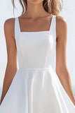 Robe de mariée à col carré blanc une ligne haute-basse