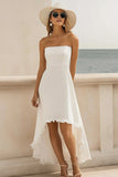 Robe de mariée blanche sans bretelles haut bas avec volants