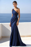 Robe formelle froncée sirène marine à une épaule