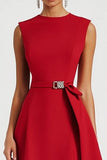 Robe de travail asymétrique fourreau en satin rouge