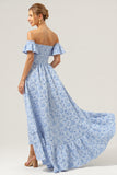 Robe de demoiselle d’honneur bleue à épaules dénudées avec manches à volants