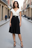 Robe de travail à col en V avec ceinture en satin midi ivoire et noir