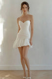 Robe courte de graduation en mousseline de soie blanche