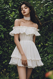 Robe courte de graduation en mousseline de soie ivoire avec volants