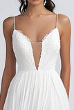 Robe de mariée en mousseline de soie blanche à bretelles spaghetti avec fente