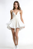 Mini robe blanche à col en V