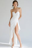 Robe fourreau longue blanche à décolleté en cœur et fente