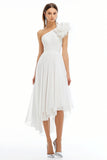 Robe mi-longue blanche asymétrique à fleurs 3D