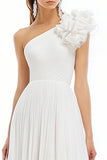 Robe mi-longue blanche asymétrique à fleurs 3D
