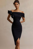 Robe mi-longue moulante en satin noir