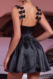 Satin noir Robe de cocktail à bretelles spaghetti avec nœuds