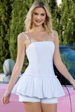 Robe à bretelles spaghetti blanches Une ligne avec volants