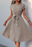 Robe d’été midi à fleurs vertes