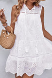 Robe d’été courte blanche à une ligne