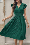 Robe d’été plissée trapèze noire à col en V
