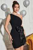 Robe de cocktail noire moulante à une épaule avec nœud