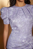 Robe longue de cocktail longue à manches bouffantes en satin floral lavande avec fente