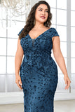Robe longue grande taille bordeaux scintillante de la mère de la mariée