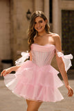 Corset rose scintillant à épaules dénudées Une Robe de cocktail à plusieurs niveaux