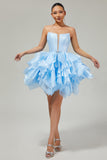 Corset à plusieurs niveaux bleu Une robe de bal sans bretelles avec lacets dans le dos