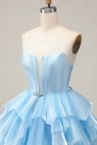 Corset à plusieurs niveaux bleu Une robe de bal sans bretelles avec lacets dans le dos