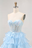 Robe de bal corset sans bretelles bleu à sequins à plusieurs niveaux