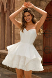 Robe de cocktail corset blanc sans bretelles
