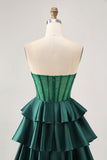 Robe de cocktail trapèze sans bretelles perlée vert foncé