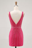 Robe de cocktail moulante fuchsia à col en V perlée