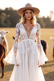Robe de mariée western blanche à col en V avec dentelle