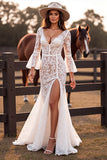 Robe de mariée western en dentelle de sirène à col en V blanc avec fente