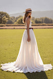 Robe de mariée en mousseline de soie blanche A Line Sweep Train avec fente