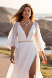 Robe de mariée blanche A Line V Neck Sweep Train avec fente