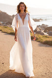 Robe de mariée blanche à col en V avec volants