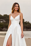 Robe de mariée simple en satin blanc une ligne avec fente