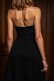 Robe de cocktail bustier à volants noire