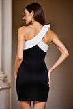 Robe de cocktail moulante noire et blanche à une épaule