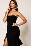 Robe de cocktail noire asymétrique sans bretelles avec fente