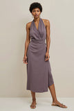 Robe mi-formelle mi-formelle en satin violet moulante dos nu