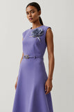 Satin violet une ligne thé longueur robe semi-formelle avec fleur 3D