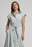 Robe de travail à rayures bleu clair avec poche