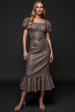 Robe de vacances moulante à paillettes gris foncé scintillante avec volants